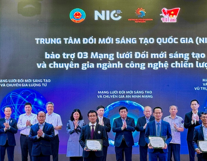 Ra mắt 3 mạng lưới công nghệ lượng tử, an ninh mạng và UAV Việt Nam