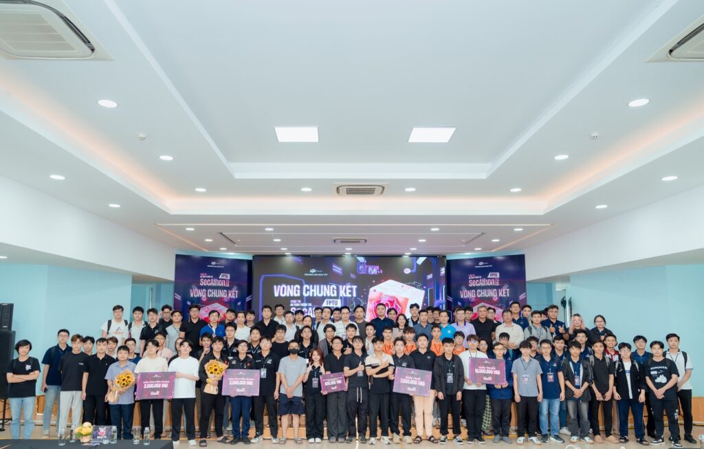 PTIT GHI DẤU ẤN TẠI CUỘC THI AN TOÀN THÔNG TIN FPTU SECATHON 2025